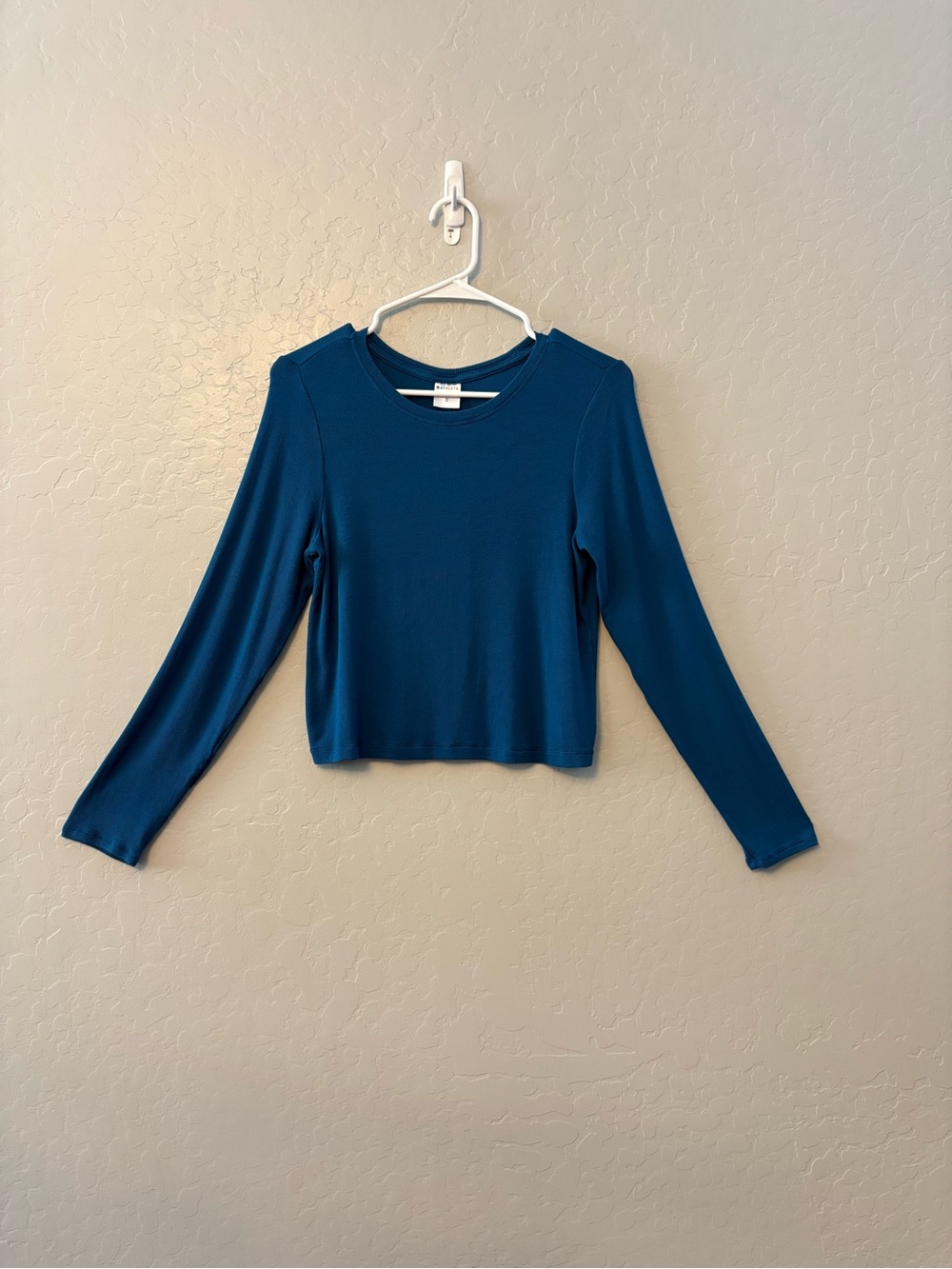 Athleta teal blue long sleeve soft shirt with cut out back size xs